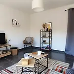 Studio Et Appartement A 2 Pas De La Cite